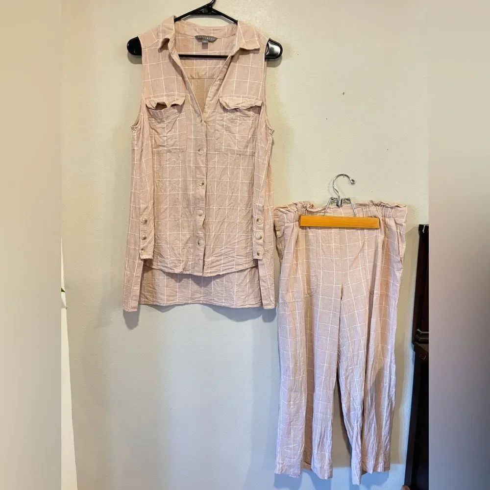 Sharagano linen blend sleeveless button-up top and pull-on crop pants light pink